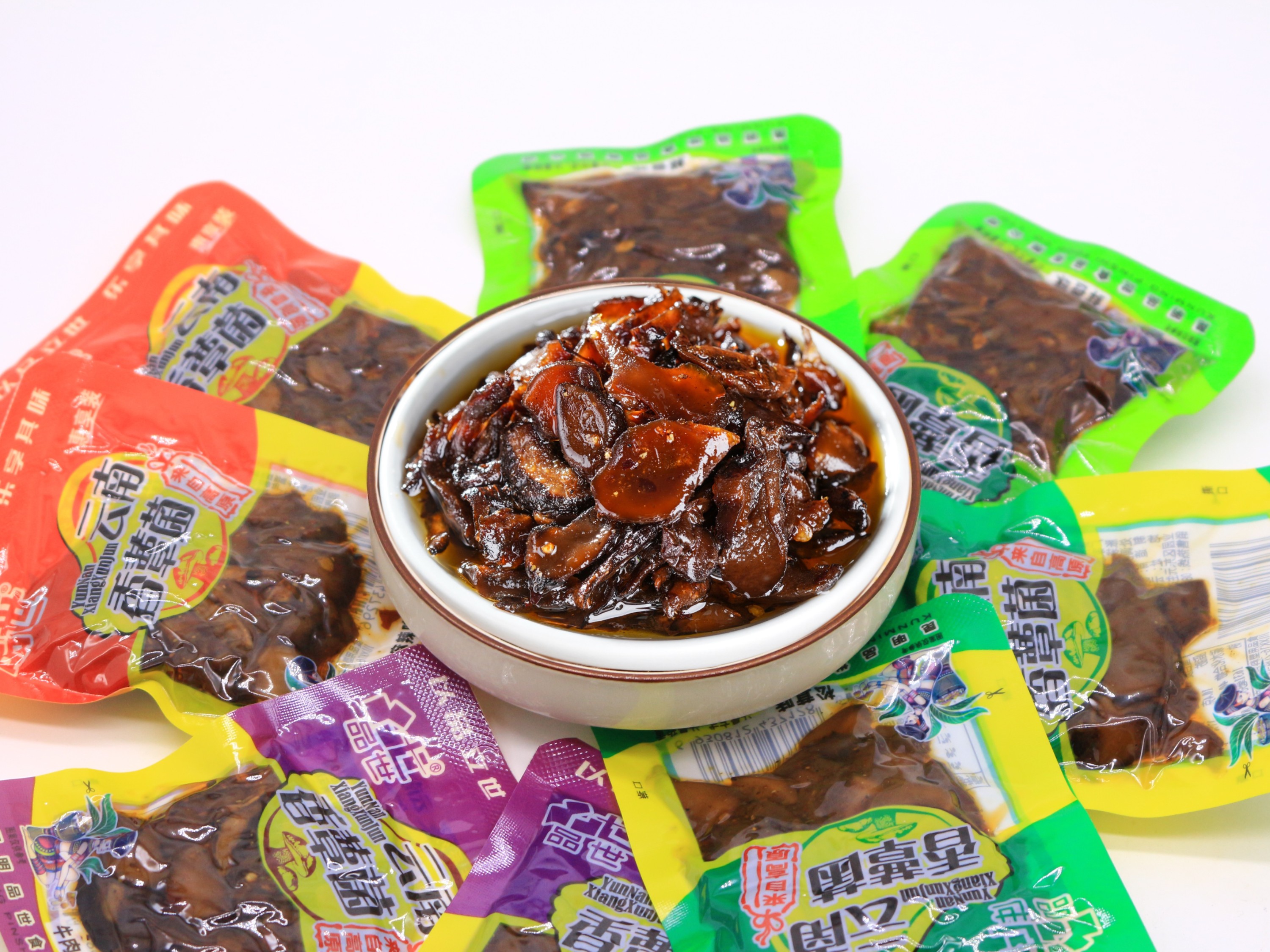 自然馈礼 味蕾盛宴——品世云南香蕈菌，解锁健康零食新境界